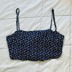 Brandy Melville Kimberly top